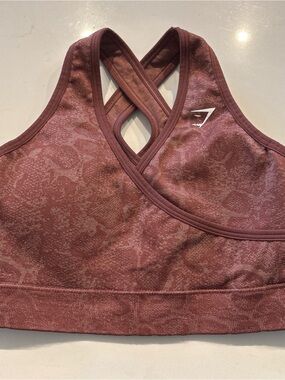 Gymshark Mauve Red Crossback Sports Bra Workout Running Women’s size Medium EUC